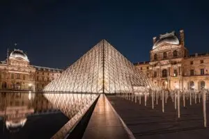 louvre tours and activities