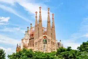 sagrada familia tours and activities