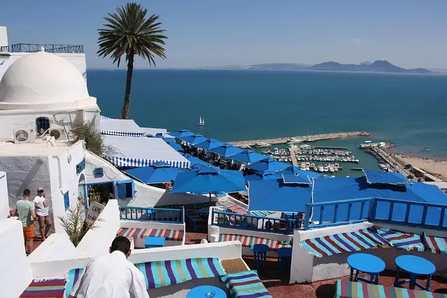 solo travel hotels Tunis